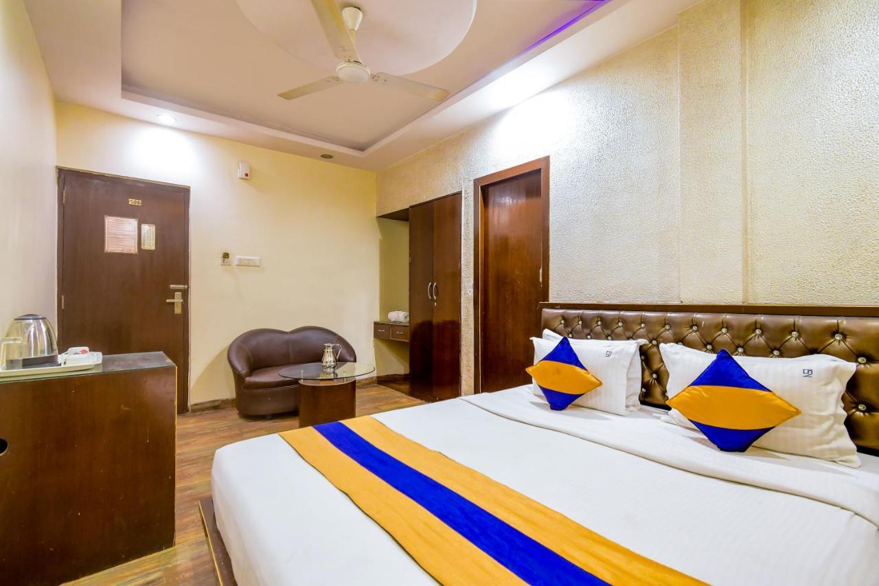 Hotel N S International Kolkata Luaran gambar